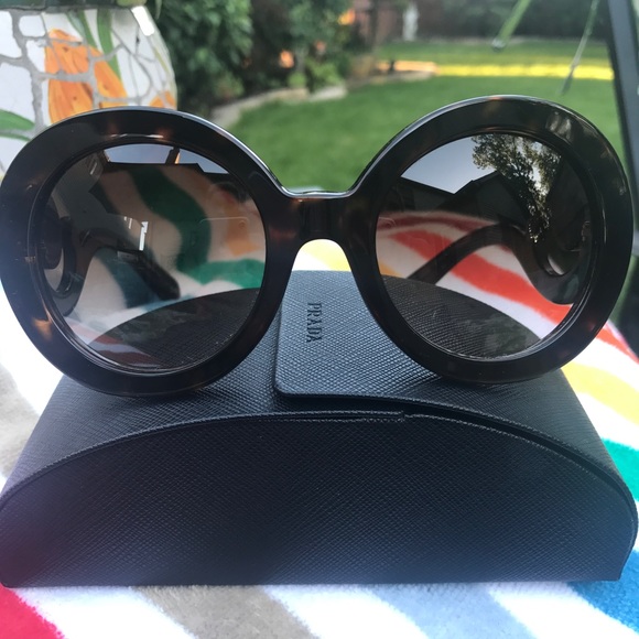 Authentic PRADA Baroque Sunglasses - Picture 1 of 8